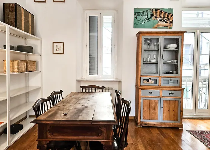 Titus House Nelle Vicinanze Del Colosseo Апартаменты *