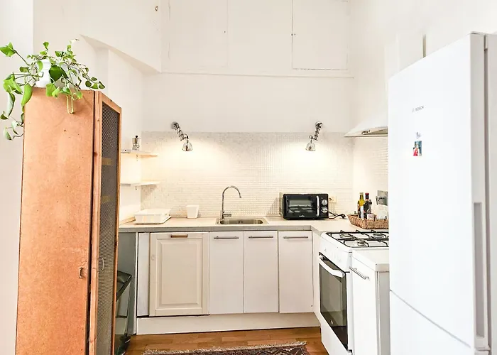 Апартаменты Titus House Nelle Vicinanze Del Colosseo Рим